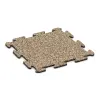 Vnitřní podlahová dlaždice puzzle von WARCO im Farbdesign Travertin mit den Abmessungen 500 x 500 x 18 mm. Produktfoto von Artikel 5679 in der Aufsicht von schräg vorne.