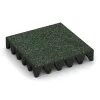 Gumová dopadová dlaždice na dětské hřiště von WARCO im Farbdesign Anglický trávník mit den Abmessungen 500 x 500 x 100 mm. Produktfoto von Artikel 3709 in der Aufsicht von schräg vorne.