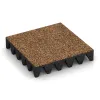 Bezpečnostní dlaždice na dětské hřiště 10 cm - EN 1177 ≤ 300 cm von WARCO im Farbdesign Terra Cotta mit den Abmessungen 500 x 500 x 100 mm. Produktfoto von Artikel 5647 in der Aufsicht von schräg vorne.