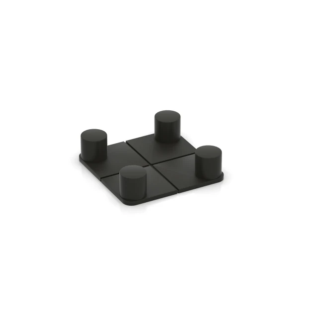 Plastový klip von WARCO im Farbdesign Matná černá mit den Abmessungen 50 x 50 mm – 8 mm. Produktfoto von Artikel 6121 in der Aufsicht von schräg vorne.