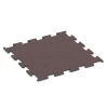 Fitness Performance Elite gumová podlaha do fitness von WARCO im Farbdesign Minerální červená mit den Abmessungen 50 x 50 x 1 cm | 0,25 m². Produktfoto von Artikel 6151 in der Aufsicht von schräg vorne.