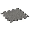 Fitness Active podlaha von WARCO im Farbdesign Tmavě šedá žula mit den Abmessungen 98 x 98 x 2,8 cm. Produktfoto von Artikel 6850 in der Aufsicht von schräg vorne.
