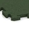 Detailaufnahme der Randausprägung von WARCO-Produkt 2805, Sportovní krytina pro psy HD, Format 500 x 500 x 30 mm, Farbe Trávově zelená.