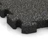 Detailaufnahme der Randausprägung von WARCO-Produkt 3056, Paving slab, Format 500 x 500 x 50 mm, Farbe Tmavě šedý granit.