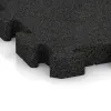 Detailaufnahme der Randausprägung von WARCO-Produkt 4085, Paddock mat, Format 500 x 500 x 50 mm, Farbe Antracit.