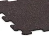 Detailaufnahme der Randausprägung von WARCO-Produkt 0896, Schodová dlaždice, Format 485 x 485 x 8 mm, Farbe Lehce červeně posypaná.