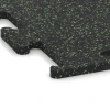 Detailaufnahme der Randausprägung von WARCO-Produkt 6979, Fitness Performance Elite Tréninková Podlaha, Format 100 x 100 x 2 cm | 1,00 m², Farbe Lehký zelený posypaný.