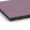 Detailaufnahme der Randausprägung von WARCO-Produkt 6368, Terasová dlaždice Classic, Format 50 x 50 x 4 cm, Farbe Levandule.