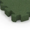 Detailaufnahme der Randausprägung von WARCO-Produkt 6407, Dopadová dlaždice – 220 cm, Format 50 x 50 x 6 cm | 0,25 m², Farbe Travní zelená.