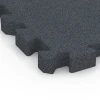 Detailaufnahme der Randausprägung von WARCO-Produkt 6404, Dopadová dlaždice – 190 cm, Format 50 x 50 x 5 cm | 0,25 m², Farbe Břidlicová šedá.