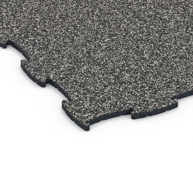 Detailaufnahme der Randausprägung von WARCO-Produkt 6805, Podlaha pro psí sport, Format 97,1 x 97,1 × 1,8 cm, Farbe Tmavě šedá žula.