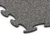 Detailaufnahme der Randausprägung von WARCO-Produkt 6868, Fitness Max Floor System, Format 98 x 98 × 1,8 cm, Farbe Tmavě šedá žula.