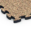 Detailaufnahme der Randausprägung von WARCO-Produkt 6952, Sportovní dlaždice hřiště, Format 44,6 x 44,6 × 2,8 cm, Farbe Terakota.