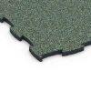 Detailaufnahme der Randausprägung von WARCO-Produkt 6852, Fitness Active podlaha, Format 97,1 x 97,1 x 2,8 cm, Farbe Anglický trávník.