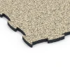 Detailaufnahme der Randausprägung von WARCO-Produkt 6856, Fitness Active podlaha, Format 97,1 x 97,1 x 2,8 cm, Farbe Travertin.