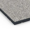 Detailaufnahme der Randausprägung von WARCO-Produkt 7142, Sportovní podlaha pro venkovní fitness, Format 60 x 60 x 4 cm | 0,36 m², Farbe Šedá žula.