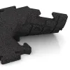 Großaufnahme vom Verbindungssystem von WARCO-Boden 4925 - Okrajová dlaždice im Farbdesign Antracit. Abmessungen 500 x 235 x 30 mm.