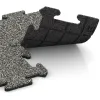 Großaufnahme vom Verbindungssystem von WARCO-Boden 4690 - Okrajová dlaždice im Farbdesign Šedý granit. Abmessungen 500 x 235 x 18 mm.
