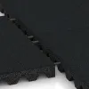 Großaufnahme vom Verbindungssystem von WARCO-Boden 5567 - Bezpečnostní dlaždice na dětské hřiště 5 cm - EN 1177 ≤ 145 cm im Farbdesign Železná šedá. Abmessungen 500 x 500 x 50 mm.