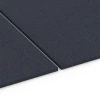 Großaufnahme vom Verbindungssystem von WARCO-Boden 6176 - Fitness Performance Elite Tréninkový povrch im Farbdesign Antracit. Abmessungen 100 × 100 × 2 cm.