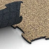 Großaufnahme vom Verbindungssystem von WARCO-Boden 6813 - Podlaha pro psí sport im Farbdesign Ratan. Abmessungen 97,1 x 97,1 × 1,8 cm.
