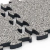 Großaufnahme vom Verbindungssystem von WARCO-Boden 6878 - Fitness Max Floor System im Farbdesign Šedá žula. Abmessungen 44,6 x 44,6 × 2,8 cm.