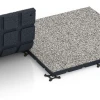 Großaufnahme vom Verbindungssystem von WARCO-Boden 7133 - Sportovní podlaha pro venkovní fitness im Farbdesign Šedá žula. Abmessungen 60 x 60 x 3 cm | 0,36 m².
