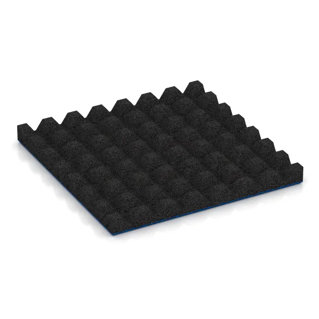 Aufsicht auf die Unterseite, also die Bodenseite von WARCO-Formteil 5530 - Bezpečnostní dlaždice na dětské hřiště 4,5 cm - EN 1177 ≤ 135 cm im Format 500 x 500 x 45 mm.