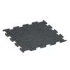 Aufsicht auf die Unterseite, also die Bodenseite von WARCO-Formteil 3766 - Fitness Performance Elite Tréninková Podlaha im Format 50 x 50 x 1 cm | 0,25 m².