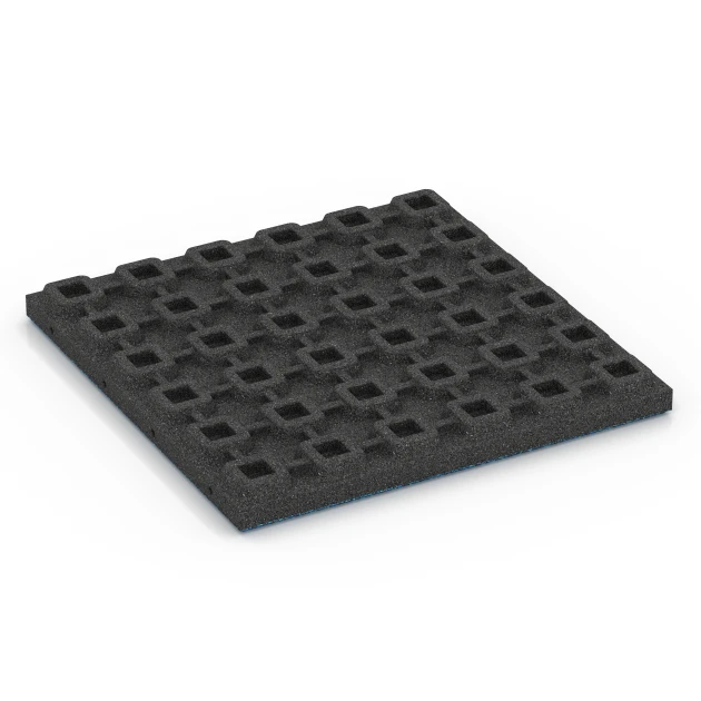 Aufsicht auf die Unterseite, also die Bodenseite von WARCO-Formteil 6370 - Terasová dlaždice Classic im Format 50 x 50 x 4 cm.