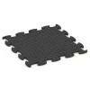 Aufsicht auf die Unterseite, also die Bodenseite von WARCO-Formteil 6852 - Fitness Active podlaha im Format 97,1 x 97,1 x 2,8 cm.