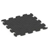 Aufsicht auf die Unterseite, also die Bodenseite von WARCO-Formteil 6853 - Fitness Active podlaha im Format 98 x 98 x 2,8 cm.