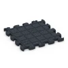 Aufsicht auf die Unterseite, also die Bodenseite von WARCO-Formteil 6958 - Fitness Premium sportovní podlaha im Format 28,9 x 28,9 x 1,8 cm.