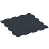 Aufsicht auf die Unterseite, also die Bodenseite von WARCO-Formteil 6969 - Fitness Premium sportovní podlaha Plus im Format 99 x 99 x 2,8 cm.